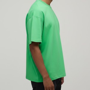 T-shirt en coton uni vert à col rond et manches courtes pour homme, coupe classique, style décontracté en jersey tricoté, teinture unie, coupe oversize, OEM ODM - Product Image 2