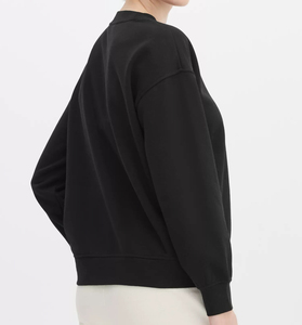 Sudadera Negra para Mujer, Producto de Alta Demanda, Precio Económico, Corte Holgado, Logotipo Frontal, Sudadera Unisex para Mujer - Product Image 4