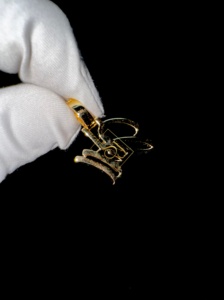 จี้สร้อยคอทองคำแท้ 14K สไตล์ฮิปฮอปสุดเทรนดี้ ประดับเพชรแล็บโกรว์ ตัวอักษรภาษาอังกฤษแบบคัสตอม  พร้อมชื่อและอักษรตัวแรกตามสั่ง - Product Image 5