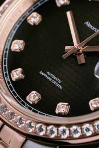นาฬิกาข้อมือผู้ชายอัตโนมัติ รุ่น Alexander Ferros 8021D/01 ขนาด 40 มม. ตัวเรือนสแตนเลส สายแบบผีเสื้อ กระจกแซฟไฟร์ กันน้ำ ดีไซน์หรูหรา พร้อมกลไกจักรกล - Product Image 2
