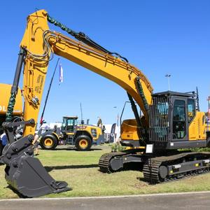 Excavadora de cadenas usada robusta de 3000 kg con pala dozer frontal y cucharón hidráulico reforzado para nivelación en construcción - Product Image 1