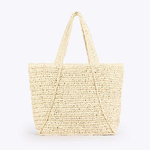 Diffusez de la confiance à chaque sortie avec ce sac polyvalent en fil naturel, conçu pour un look épuré et professionnel. - Product Image 3
