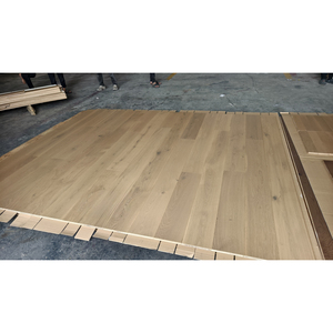 Plancher en bois massif en chêne blanc massif 18 mm T&G CARB P2 JAS Vietnam - Product Image 1