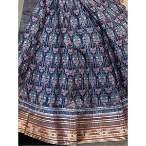 Increíble azul marino Digital impreso arte seda Sangeet Wear Lehenga Choli - Product Image 1