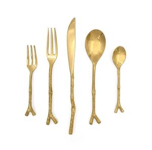 Juego de Cubiertos de Acero Inoxidable Personalizado en Tonos Metálicos Cálidos que Mejora la Presentación de los Alimentos en Fiestas, Ecológico y Duradero - Product Image 4