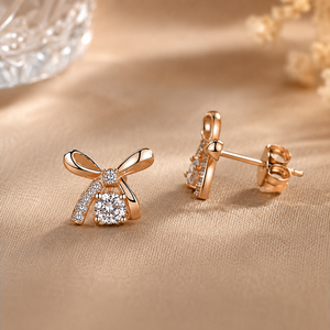 Boucles d'oreilles créoles en laiton or rose avec nœud papillon et diamants pour femme, bijoux de luxe classiques, cadeau, style quotidien et de soirée - Product Image 4