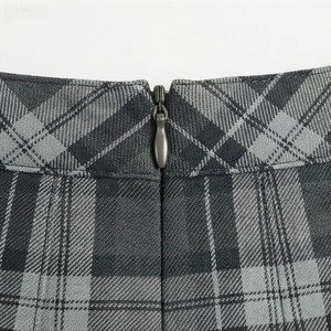 Jupe mini plissée à carreaux pour femme, taille normale, en polyester tissé, style décontracté toutes saisons - Product Image 4