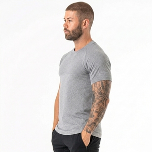 Camiseta de Hombre de Alta Calidad, Personalizada, 200 g/m², Estilo Urbano, Diseño Simple, 400 g/m² - Product Image 3
