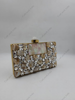 Pochette de soirée de luxe en laiton et agate nacrée avec fermoir pour femme, idéale pour mariage, fête ou anniversaire