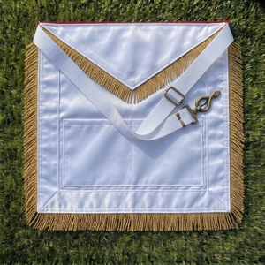 Badge Franc-Maçon en Cuir Blanc Brodé Or avec Compas Carré, G et Œil Qui Tout Voit, Franges et Pompons, à Coudre, Personnalisé - Product Image 4