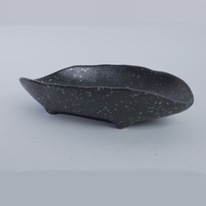 Plato de Servir Ovalado de Cerámica con Diseño Japandi, Negro con Diseño Ondulado y Salpicado, Apto para Lavavajillas, para Restaurante, Hotel, Cafetería, Vajilla HORECA - Product Image 4