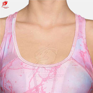 Sujetador deportivo elegante sin costuras con textura acanalada para ropa deportiva a la moda, colores sólidos, top de entrenamiento de yoga con efecto push-up. - Product Image 5