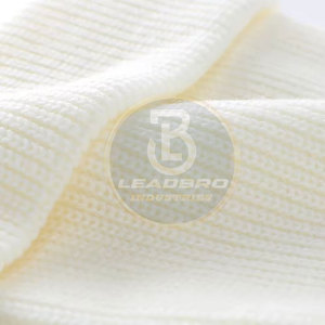 Bonnet confortable pour tous les jours, en tissu doux, conçu pour une utilisation décontractée, les activités de plein air et les températures froides - Product Image 5
