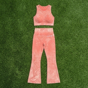 Conjunto de Yoga para Mujer, Color Naranja Coral, Lavado Ácido, Top Corto, Leggings de Cintura Alta con Corte Acampanado, Ropa Deportiva para Gimnasio y Entrenamiento - Product Image 3