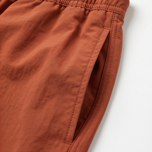 Pantalones Cortos Deportivos Casuales de Nailon de Secado Rápido para Hombre, Cierre con Cordón en la Cintura, Pantalones Cortos de Nailon Deportivos Personalizados OEM para Hombre - Product Image 4