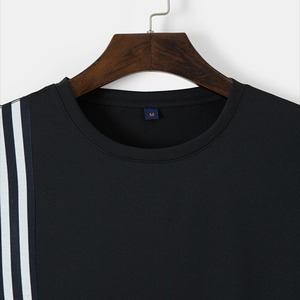 เสื้อยืดคอตตอน 100% แขนสั้น ไมโครไฟเบอร์ พิมพ์ลาย  ขายส่ง  ไม่มีโลโก้  รับทำแบรนด์  สีพื้น  ผ้าไม่ยับ - Product Image 6