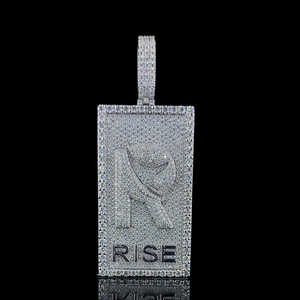 Personnalisable Hommes Hiphop 925 Argent Sterling Solide Glacé Moissanite Plaque Pendentif avec Plaqué Or Logo Personnalisé Pendentif en Diamant - Product Image 6