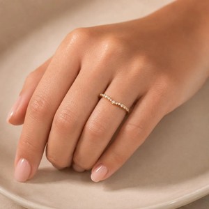แหวนแต่งงานเพชรทรงกลมเจียระไนแบบโค้ง  ทองคำแท้ 10K 14K 18K  ได้รับการรับรองจาก IGI สี DEF ความสะอาด VS VVS  แหวนเชฟรอนสำหรับเจ้าสาว - Product Image 4