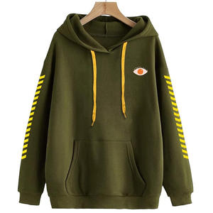 Sweat-shirt à capuche surdimensionné en mélange de coton doux et confortable, idéal pour le streetwear, les superpositions décontractées, les voyages ou les tenues de détente. - Product Image 4