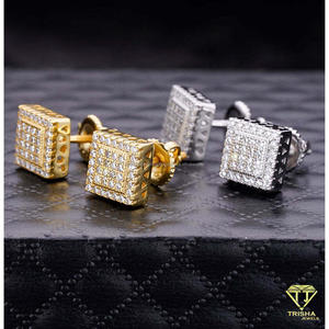 Boucles d'oreilles en moissanite de luxe moderne, taille carrée, en argent sterling 925, bijoux pour hommes et femmes - Product Image 6