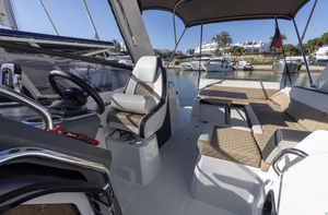 J-e-a-n-n-e-a-u L-e-a-d-e-r 30 - Product Image 6