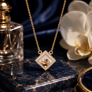 Namivaa VMG21 Collar con Colgante de Diamantes y Marco Floral en Oro Rosa de 18K, Cadena de Eslabones con Madreperla Blanca, Joyería Elegante para Mujer, Regalo - Product Image 1