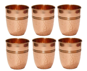 Verre à boire artisanal en cuivre pur, au design antique, conçu pour les bienfaits ayurvédiques et le stockage traditionnel de l'eau - Product Image 2