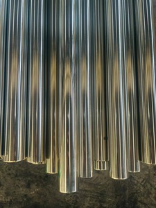 Tube rond en acier inoxydable sans soudure de haute qualité SS 304 316 410 pour applications industrielles - Product Image 3
