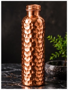 Handcrafted Hammered Copper <b>Water</b> <b>Bottle</b> with Lid Diamond Pattern Portable <b>Metal</b> Flask for Outdoor - Product Image 2