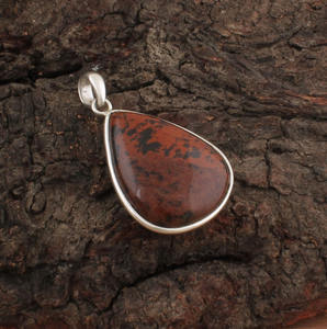 Pendentif en Jaspe Sanguin Naturel Argent Sterling 925 Jaspe Vert Taches Rouges Vintage Plaqué Platine Charmes Fins pour Unisexe Vente en Gros - Product Image 1