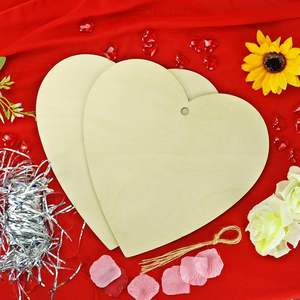 Tranches de bois en forme de cœur non finies, pré-percées, ornements en bois naturel, formes artisanales en bois - Product Image 4