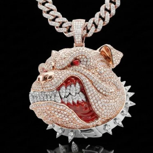 Pendentif diable de dessin animé plaqué or rose avec micro-pavé de moissanite rouge, bijou à thème mignon, cadeau - Product Image 2