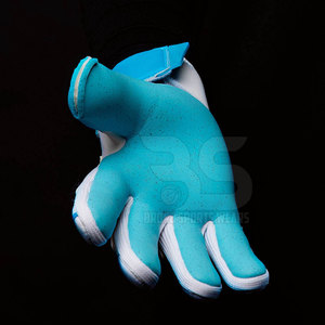 Gants de gardien de but sportifs, technologie de préhension renforcée, matériau léger et respirant, protection de la paume, stabilité du poignet, entraînement et match - Product Image 2