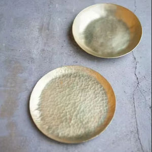 Sous-verres en métal rustiques faits à la main, idéaux pour la décoration de style farmhouse et les salles à manger d'inspiration vintage - Product Image 1