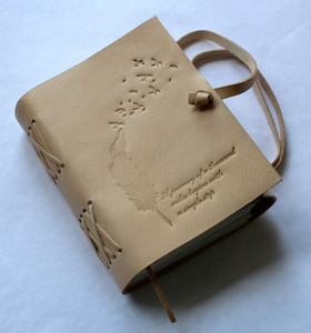 Agenda en cuir A5 personnalisé en gros avec couverture gaufrée, carnet de planification cousu pour étudiants, journal imprimé personnalisé - Product Image 3
