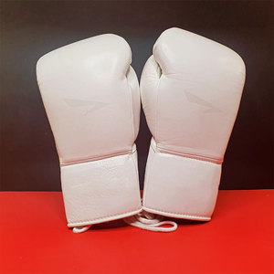 Gants de boxe FLy les plus vendus Gants de boxe personnalisés d'usine à bas prix Gants de boxe sparring avec logo personnalisé Gants de sparring en cuir véritable - Product Image 5