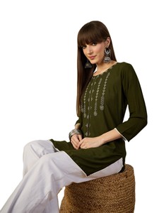 Kurti Tradicional Étnico Corto para Mujer, Viscosa Pura, Bordado Floral con Hilos, Corte Recto - Product Image 4