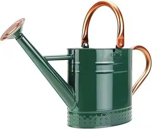 Arrosoir de jardin en acier rouge brillant avec bordure dorée, pour l'extérieur, fournisseur B2B de premier plan - Product Image 6