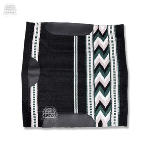 Tapis de selle de cheval conçus sur mesure en vente de gros en daim durable en feutre de laine indienne pour l'équitation - Product Image 6