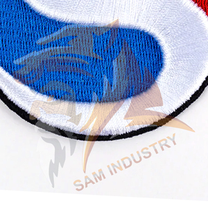 Patchs brodés personnalisés en tissu, vente en gros, faible MOQ, patchs brodés durables sur mesure pour vêtements/sacs - Product Image 4