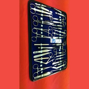 Juego de instrumentos quirúrgicos de acero inoxidable de calidad premium, 34 piezas, para cirugía menor, con estuche, certificado CE ISO, de Tegra - Product Image 2