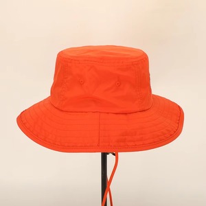 Chapeau de soleil de plage d'été personnalisé avec logo, haute qualité, large bord, style bob avec cordon, vente en gros - Product Image 5