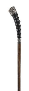 Canne de marche de luxe en corne de buffle antique, design unique et élégante pour le soutien en extérieur - Product Image 3