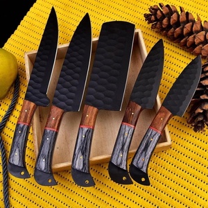 Juego de Cuchillos de Chef Hechos a Mano con Hoja Negra Martillada y Funda de Cuero, Cuchillos de Supervivencia y Caza A&M Enterprises - Product Image 5