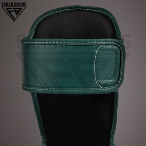 Protector de Espinillas para Boxeo y MMA, Color Verde, Servicio OEM, Mejor Proveedor, Duradero, Ligero, de Cuero, con Cierre de Velcro - Product Image 4