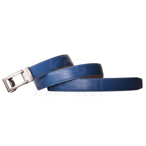 Cinturón de Cuero Vacuno Casual Premium para Hombre con Hebilla de Cobre, Diseño Suave y Flexible, Duradero y Ligero para Uso Diario - Product Image 4
