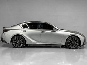 Sedán Deportivo de Lujo 2021 IS 350 F-Sport Edición AWD - Product Image 1
