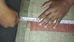 100% Natura grado alimenticio nuevo STD yute tira roja yute saco de yute biodegradable de Bangladesh para arroz, cacao, anacardo, embalaje - Product Image 5