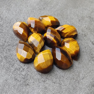 Piedra Preciosa Suelta de Ojo de Tigre Natural, Corte Checker, Forma de Pera, Parte Posterior Plana, Calibrada - Product Image 1