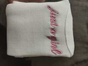 Top sin mangas acanalado con bordado para mujer, chaleco blanco de verano con patrón de letras, ropa casual hecha a mano, ajuste ceñido para damas - Product Image 4